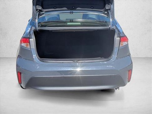 Used 2025 Toyota Corolla LE FWD image 7