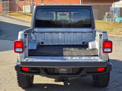 Used 2020 Jeep Gladiator Sport w/ Quick Order Package 24S image 25