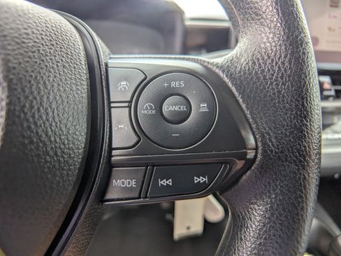 Used 2024 Toyota Corolla LE FWD image 24