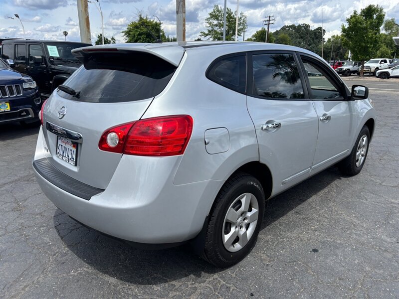 Used 2011 Nissan Rogue S FWD image 4