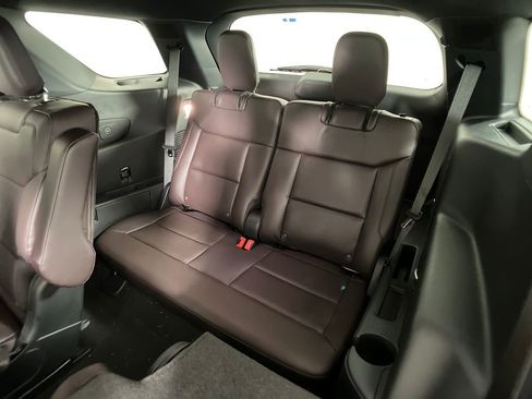 New 2026 Ford Explorer Platinum image 29