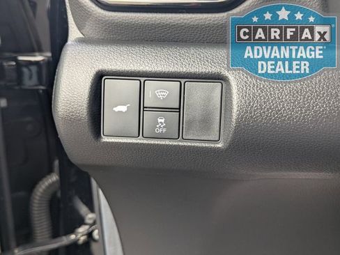 Used 2025 Honda Pilot Elite image 13