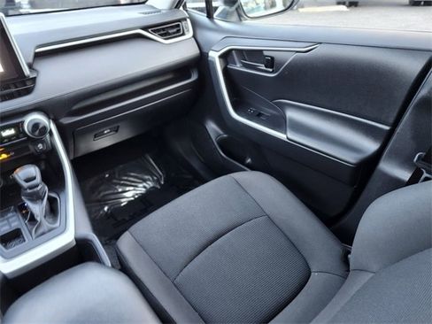 Used 2024 Toyota RAV4 LE image 15