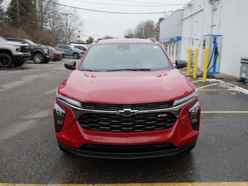 New 2026 Chevrolet Trax RS image 3