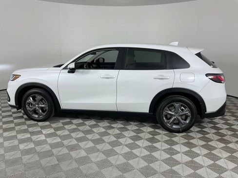 Used 2027 Honda HR-V LX image 3