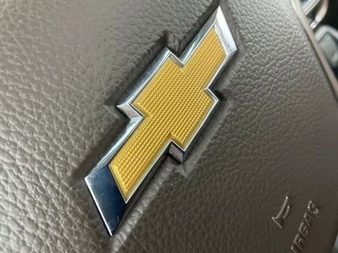 Used 2019 Chevrolet Silverado 2500 High Country w/ Duramax Plus Package image 52