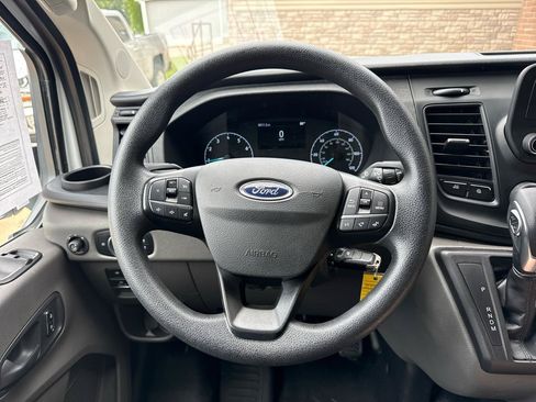 Used 2025 Ford Transit 250 Low Roof w/ Exterior Upgrade Package RWD image 8