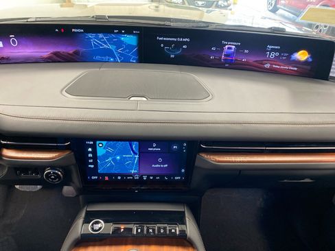 Used 2026 Lincoln Navigator L Black Label image 26