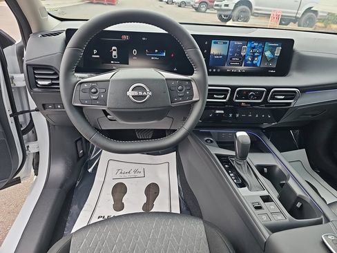 New 2026 Nissan Sentra SV w/ SV Convenience Package FWD image 19