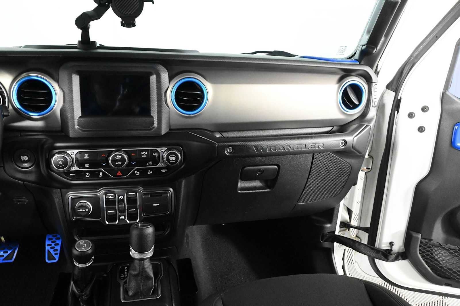 Used 2020 Jeep Wrangler Unlimited Sport AWD/4WD image 14