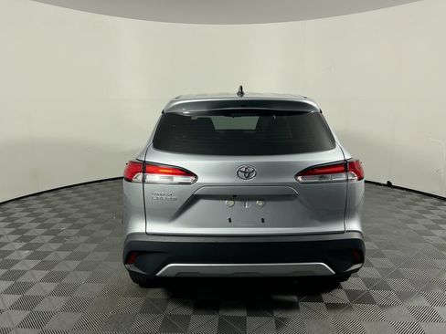 Used 2023 Toyota Corolla Cross L FWD image 4