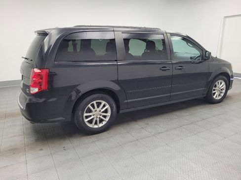 Used 2016 Dodge Grand Caravan SXT FWD image 10