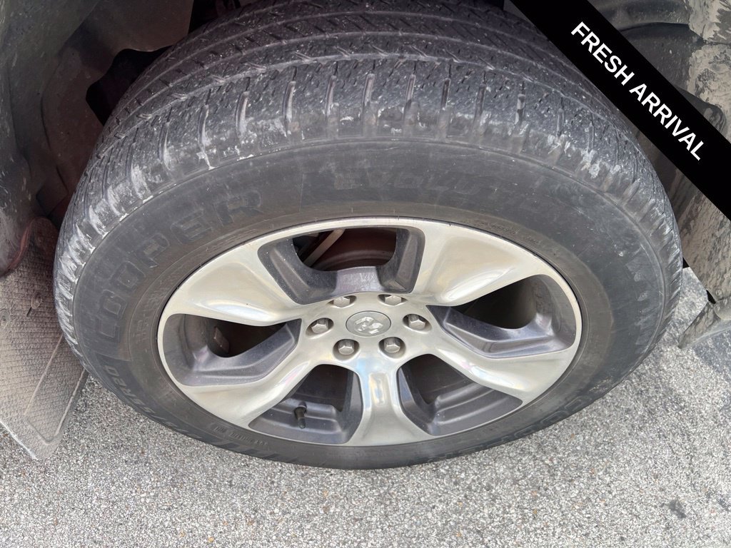 Used 2019 RAM 1500 Laramie AWD/4WD image 24