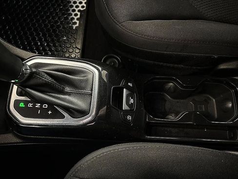 Used 2022 Jeep Renegade Altitude w/ Convenience Group image 22