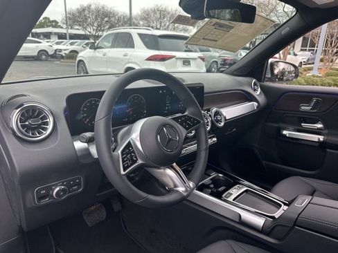 New 2026 Mercedes-Benz GLB 250 image 17