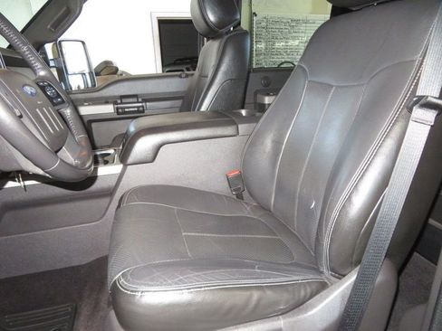 Used 2014 Ford F250 Lariat w/ Lariat Ultimate Package image 21