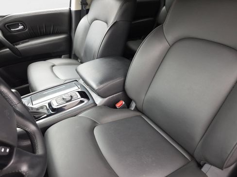 Used 2024 Nissan Armada SV AWD/4WD image 12