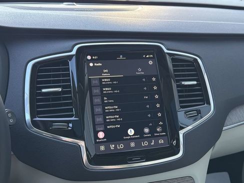 Certified 2024 Volvo XC90 B6 Plus w/ Protection Package Premier AWD/4WD image 20