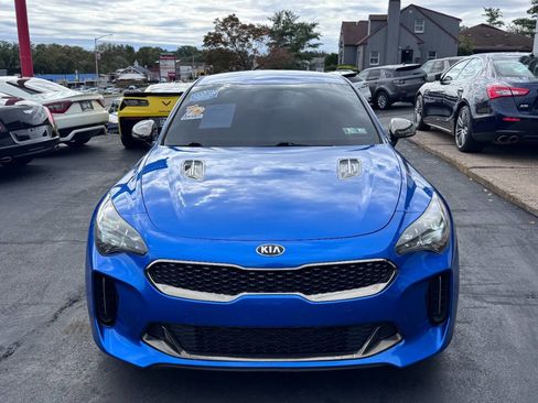 Used 2018 Kia Stinger GT image 3