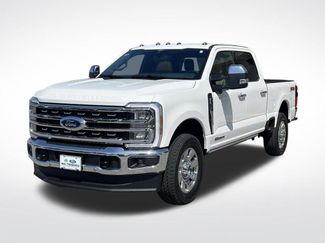 New 2025 Ford F350 Lariat w/ Lariat Ultimate Package AWD/4WD video 2