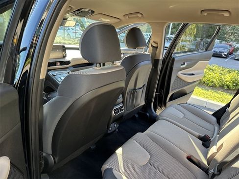 Used 2022 Hyundai Santa Fe SEL image 34