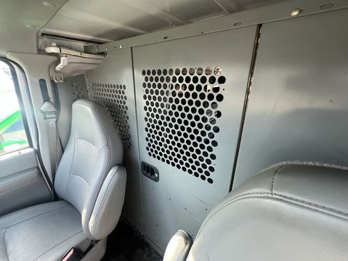 Used 2007 Ford E-150 and Econoline 150 image 65