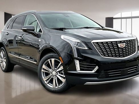 New 2025 Cadillac XT5 Premium Luxury w/ Technology Package image 2