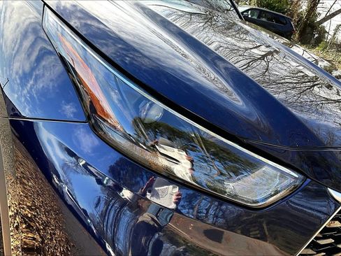 Certified 2022 Toyota Highlander XLE image 28