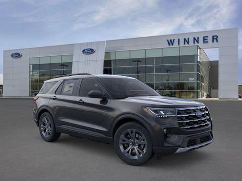 New 2026 Ford Explorer Active image 7