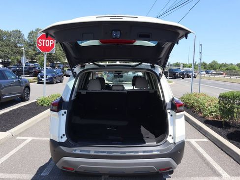 Certified 2023 Nissan Rogue SV AWD/4WD image 28