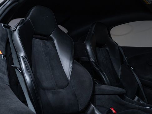 Used 2019 McLaren 600LT RWD image 52
