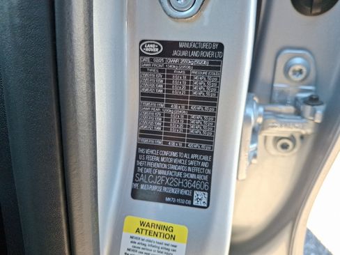 Used 2025 Land Rover Discovery Sport S image 26