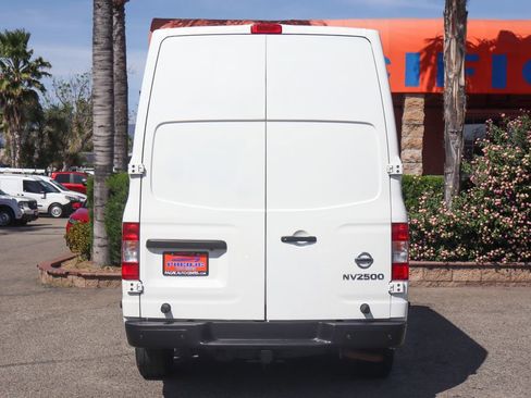 Used 2019 Nissan NV 2500 SV RWD image 7