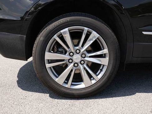 Used 2023 Cadillac XT5 Premium Luxury w/ LPO, Floor Liner Package AWD/4WD image 8