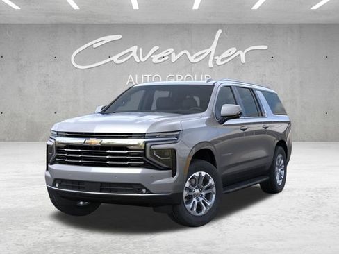 New 2026 Chevrolet Suburban LT w/ Comfort Package AWD/4WD image 6