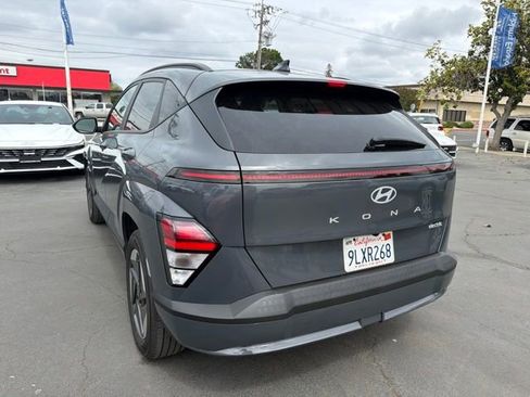 Used 2024 Hyundai Kona SEL FWD image 7