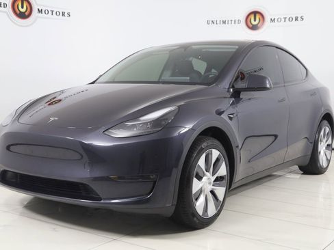 Used 2024 Tesla Model Y Long Range image 5