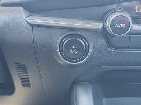 Used 2024 MAZDA MAZDA3 s FWD image 28