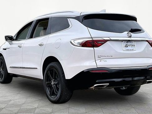 Used 2023 Buick Enclave Essence w/ Sport Touring Edition AWD/4WD image 4