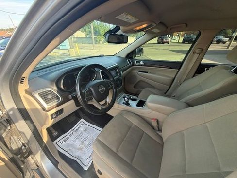 Used 2014 Jeep Grand Cherokee Laredo w/ Quick Order Package 23E AWD/4WD image 21