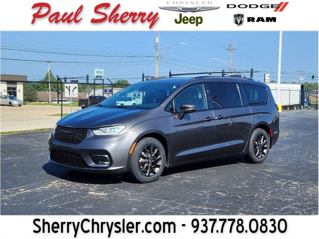 Used 2021 Chrysler Pacifica Touring-L w/ Premium & Safety Sphere Group FWD image 1