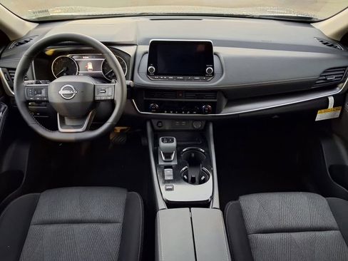 New 2026 Nissan Rogue SV FWD image 6