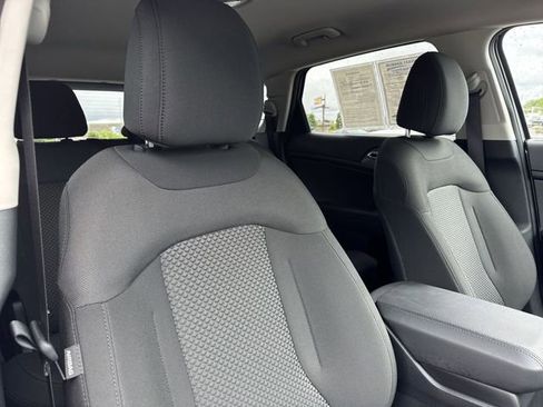 Certified 2025 Kia Sportage LX FWD image 23