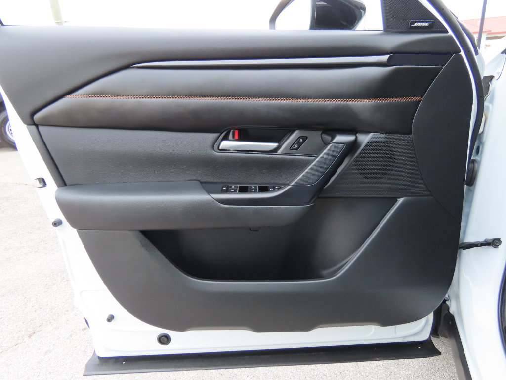 Used 2025 MAZDA CX-50 AWD 2.5 S w/ Premium Plus Pkg image 19