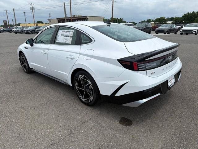 New 2026 Hyundai Sonata SEL FWD image 5