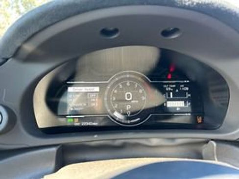 Used 2025 Toyota GR86 Premium image 10