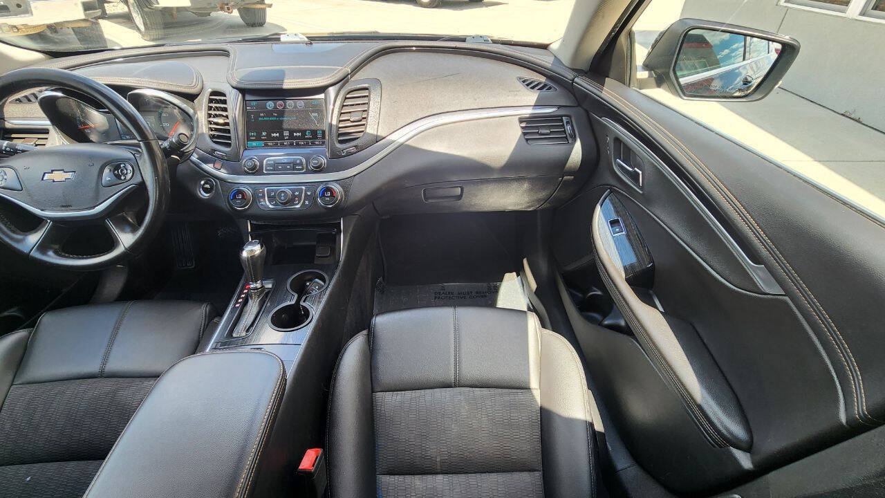 Used 2019 Chevrolet Impala LT FWD image 15