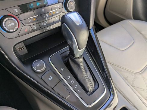 Used 2017 Ford Focus Electric Hatchback image 21