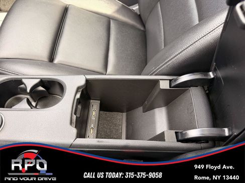Used 2020 Mercedes-Benz GLA 250 4MATIC image 25