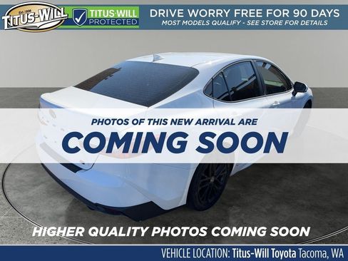 Used 2026 Toyota Camry SE FWD image 4